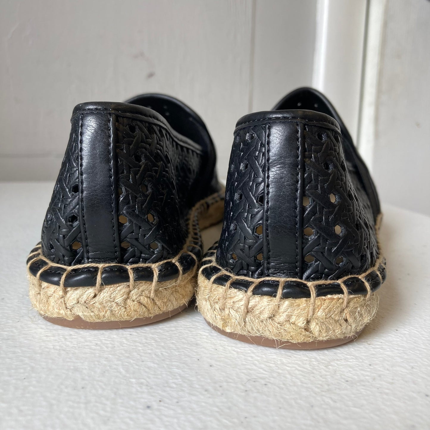 Shoes Flats By Talbots In Black & Tan, Size:6