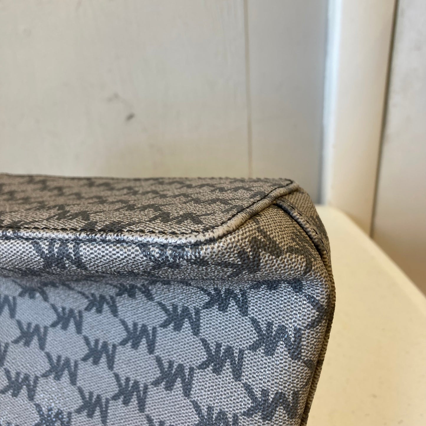 Crossbody Designer By Michael Kors In Grey, Size:Small