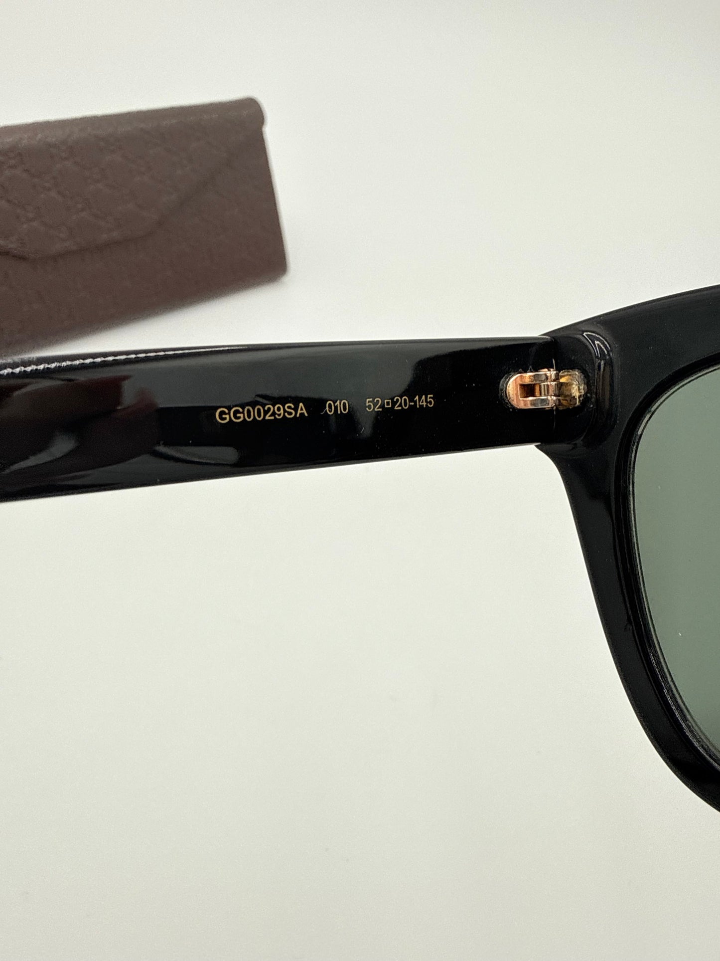Sunglasses Luxury Designer By Gucci In Floral Print, Size: