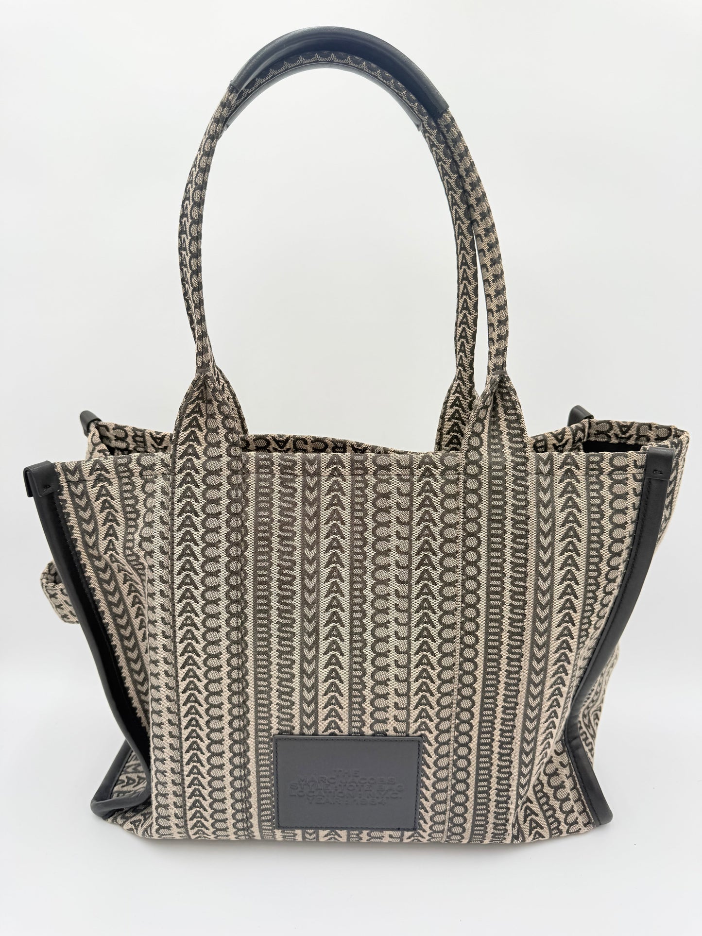 Tote Luxury Designer By Marc Jacobs In Black & Tan, Size:Large