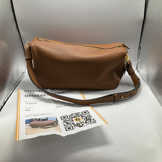 Crossbody Luxury Designer By Gucci, Size: Medium