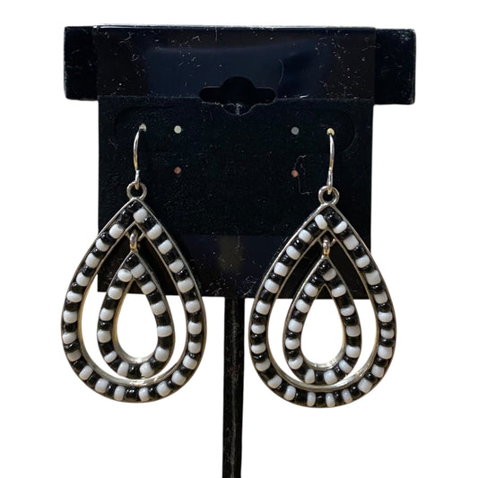 Earrings Dangle/Drop  In Black & White