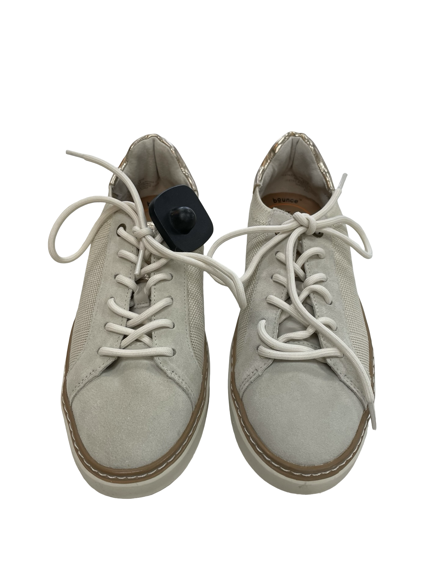 Shoes Athletic By Hush Puppies In Cream, Size:6
