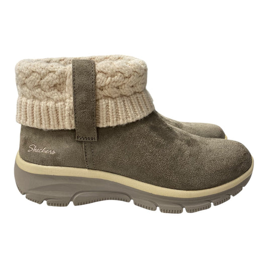 Boots Ankle Flats By Skechers In Taupe, Size:7