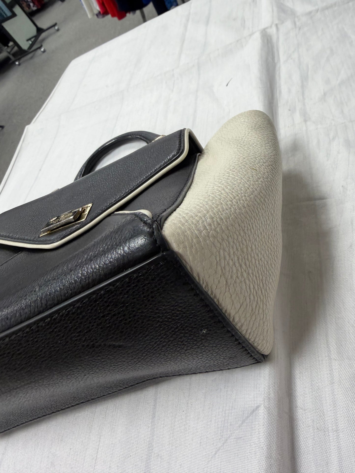 Handbag Designer By Kate Spade In Black, Size:Medium