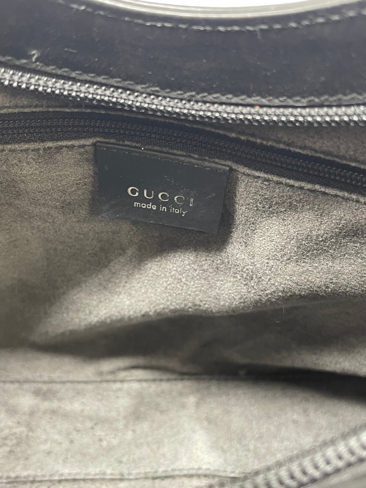 Handbag Luxury Designer By Gucci, Size: Medium