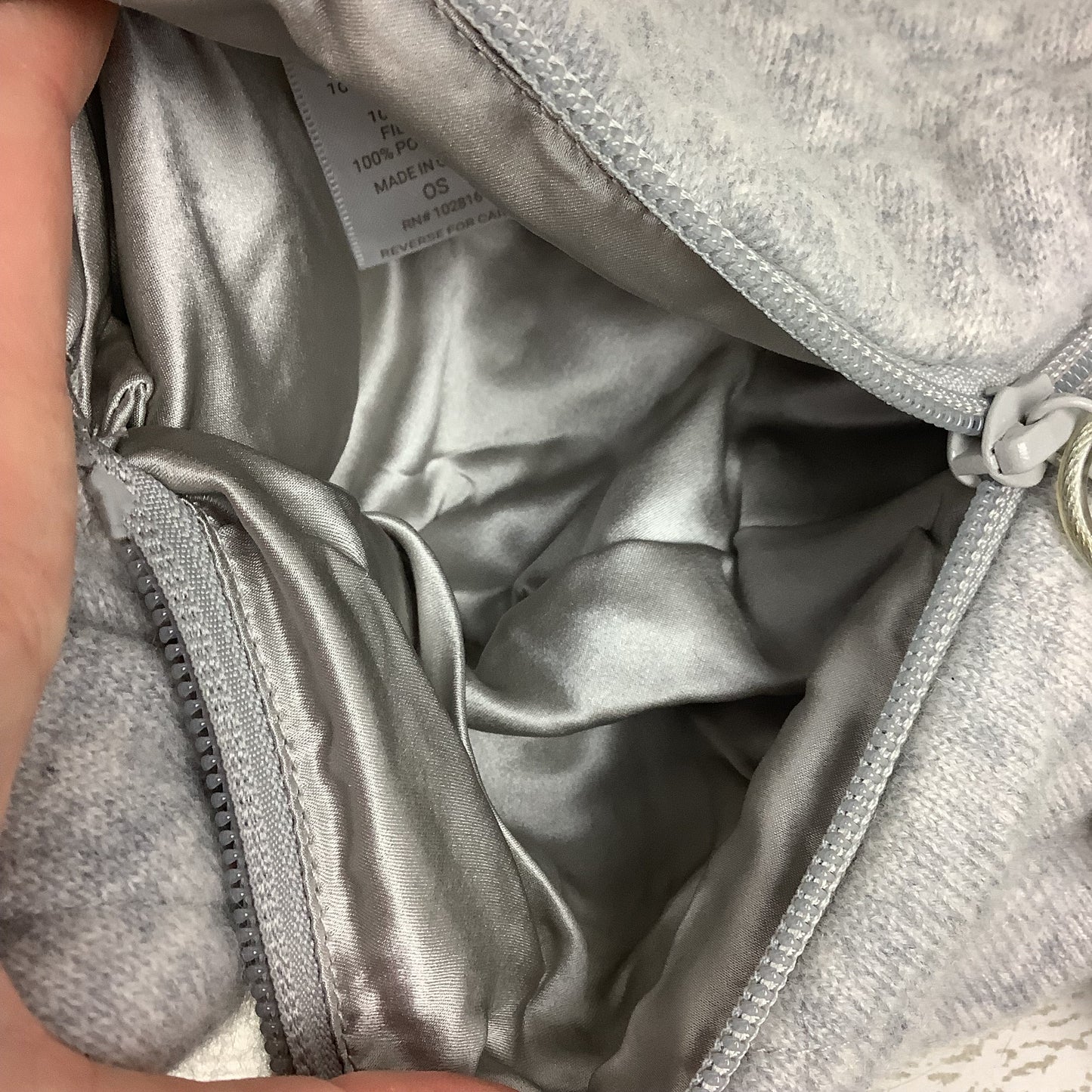 Belt Bag By Garnet Hill, Size: Small 100% cashmere/ silk