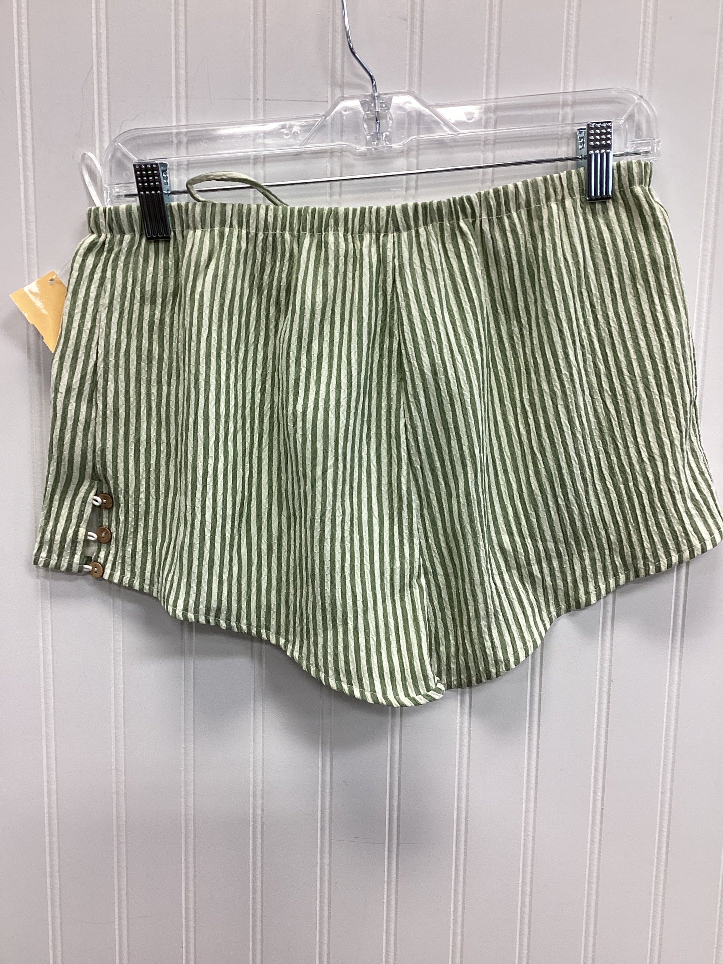 Shorts By Urban Daizy In Green, Size:L