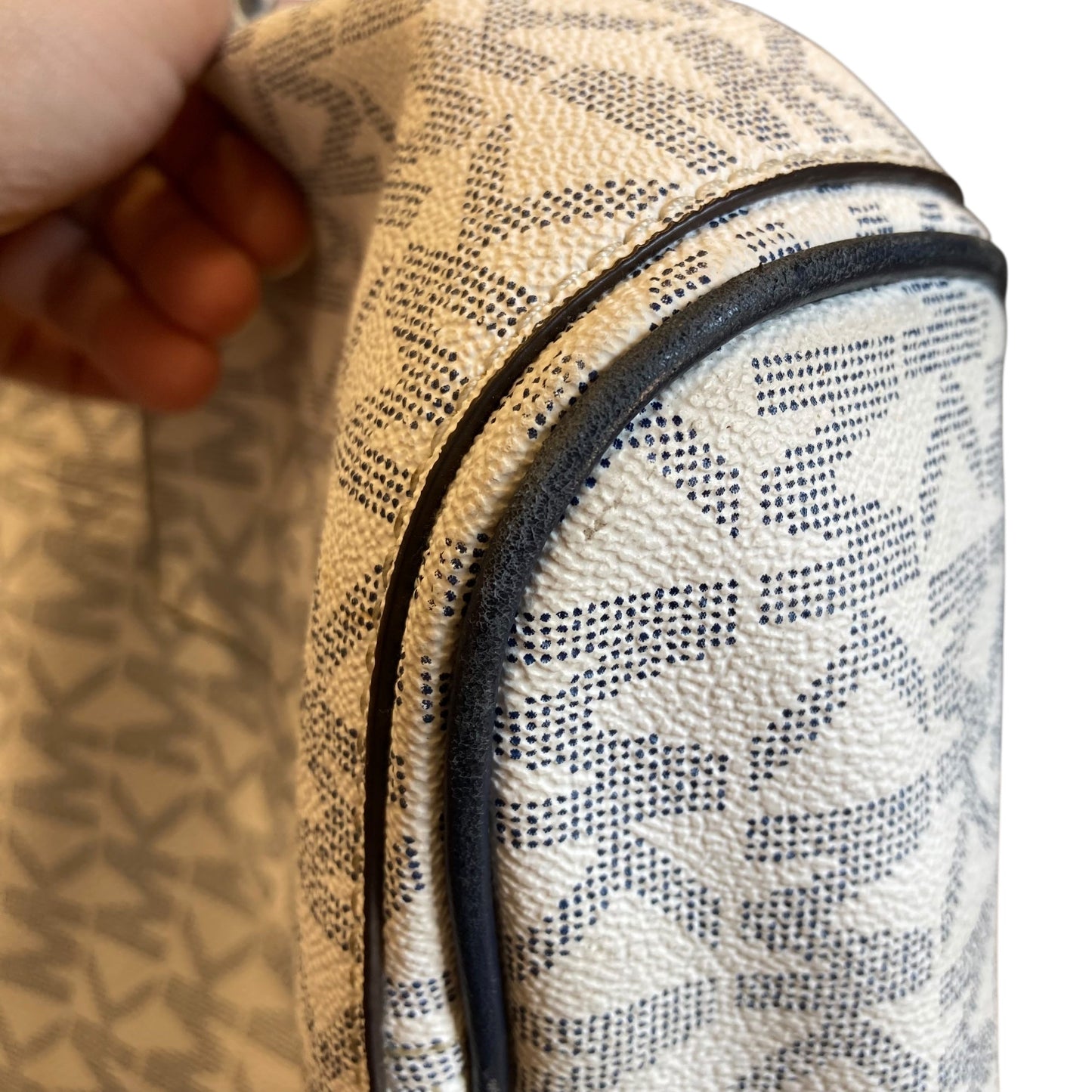 Handbag Designer By Michael Kors In White, Size:Large