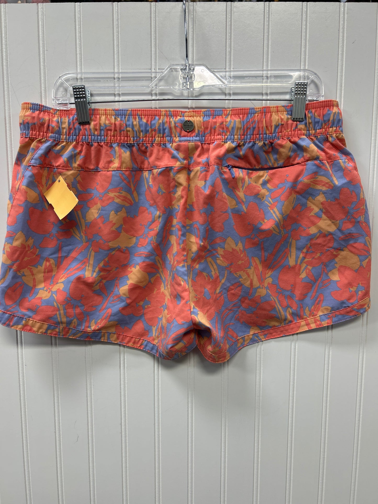 Athletic Shorts By Kuhl In Coral, Size:L