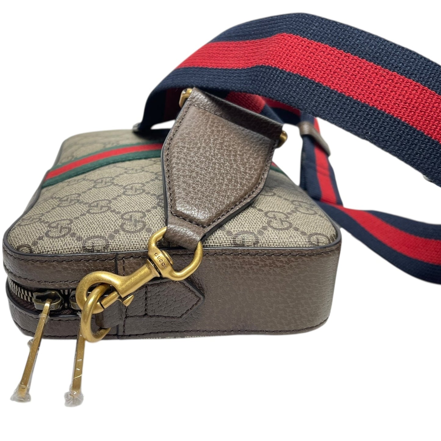 Crossbody Luxury Designer By Gucci, Size: Medium