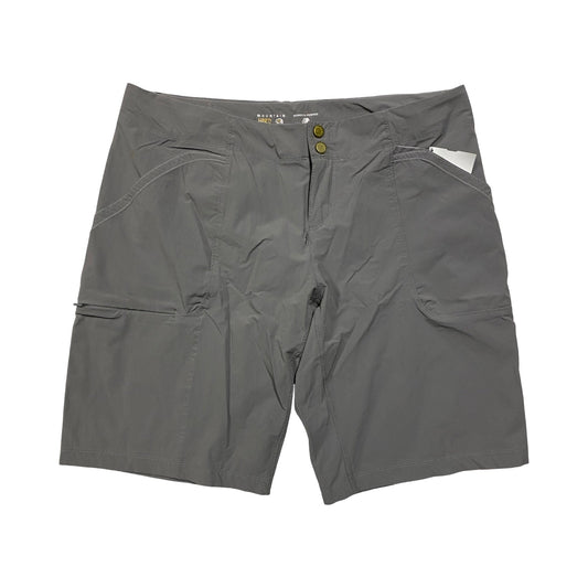 Shorts By Mountain Hardwear In Grey, Size:12
