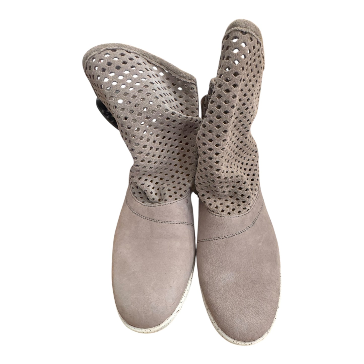 Shoes Flats By EVER In Grey & Tan, Size:8.5