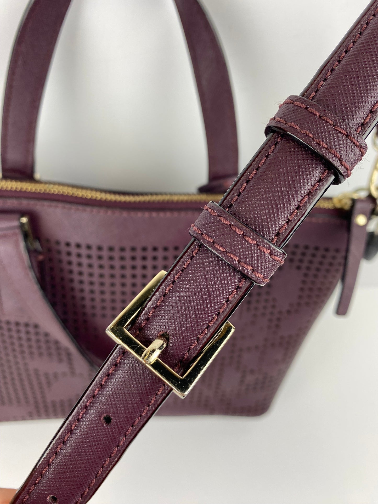 Crossbody Designer By Kate Spade, Size: Medium