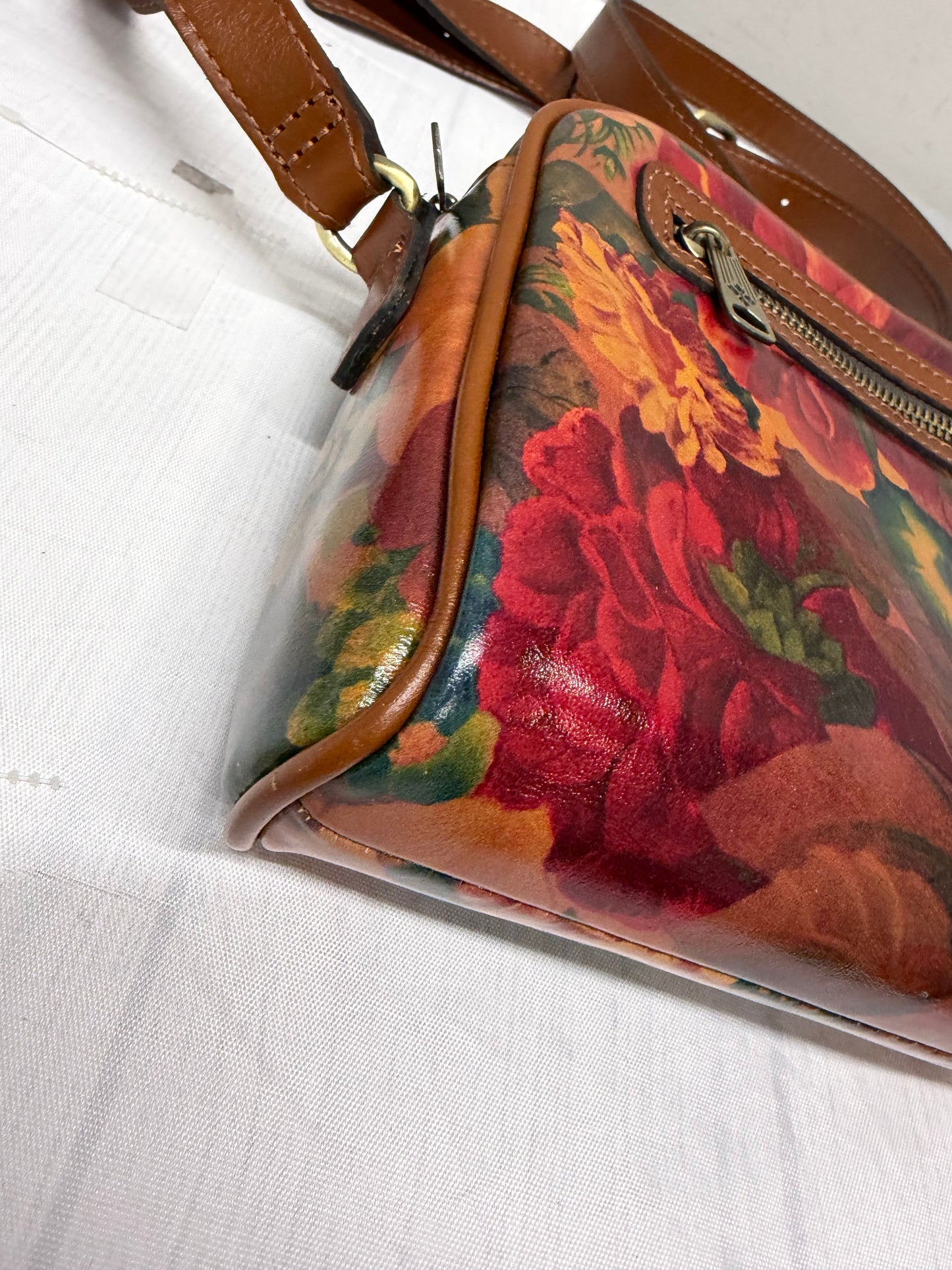 Crossbody Designer By Patricia Nash In Red, Size:Medium