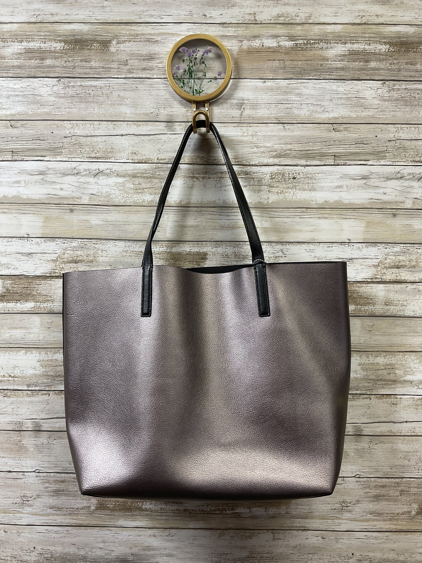 Handbag Designer By Kate Spade In Silver, Size:Large