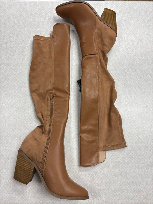 Boots Knee Heels By Clothes Mentor In Tan, Size:6