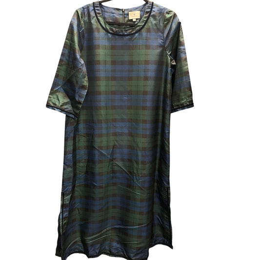 Dress Casual Midi By Tuckernuck In Plaid Pattern, Size: M
