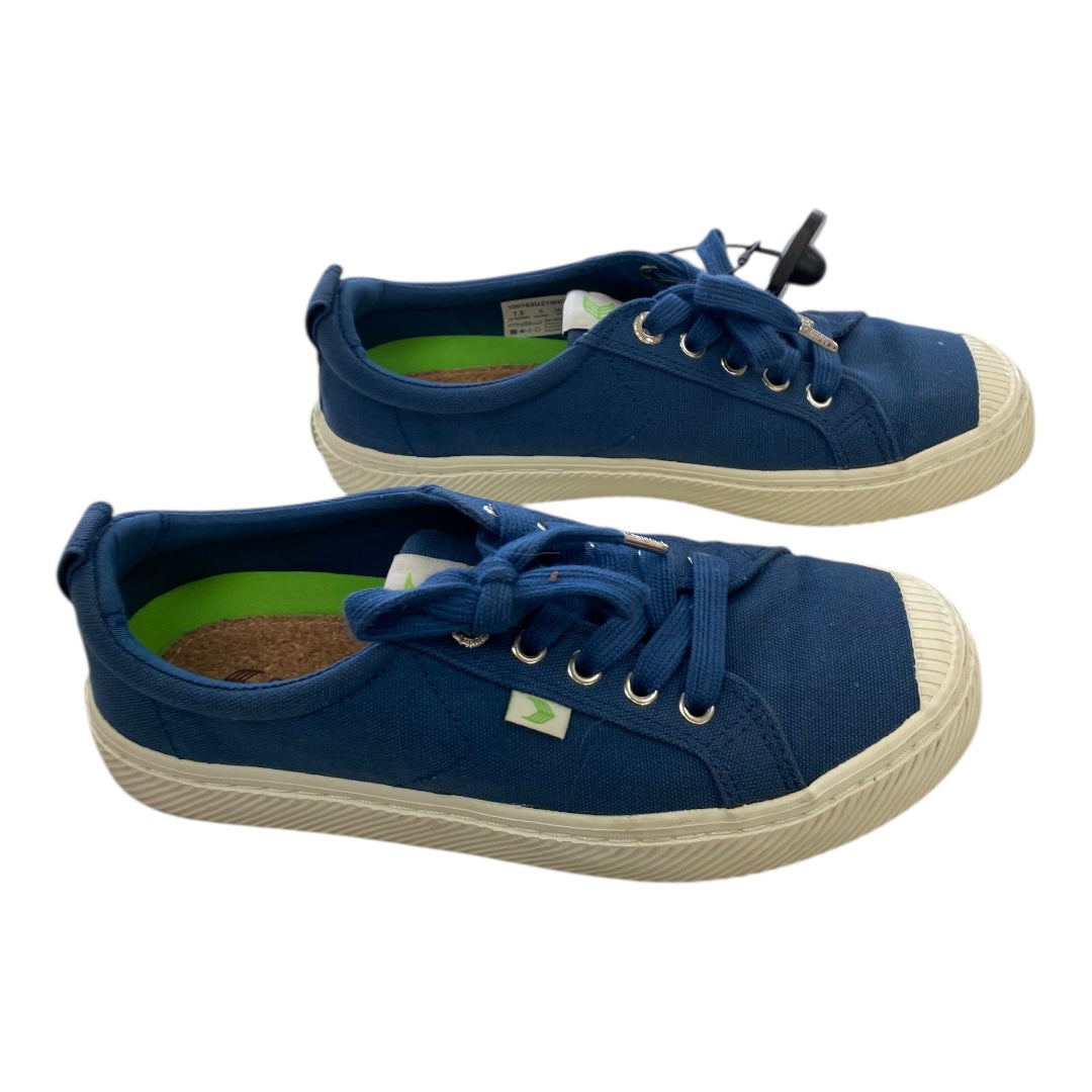Shoes Flats By Cariuma In Blue, Size:7.5