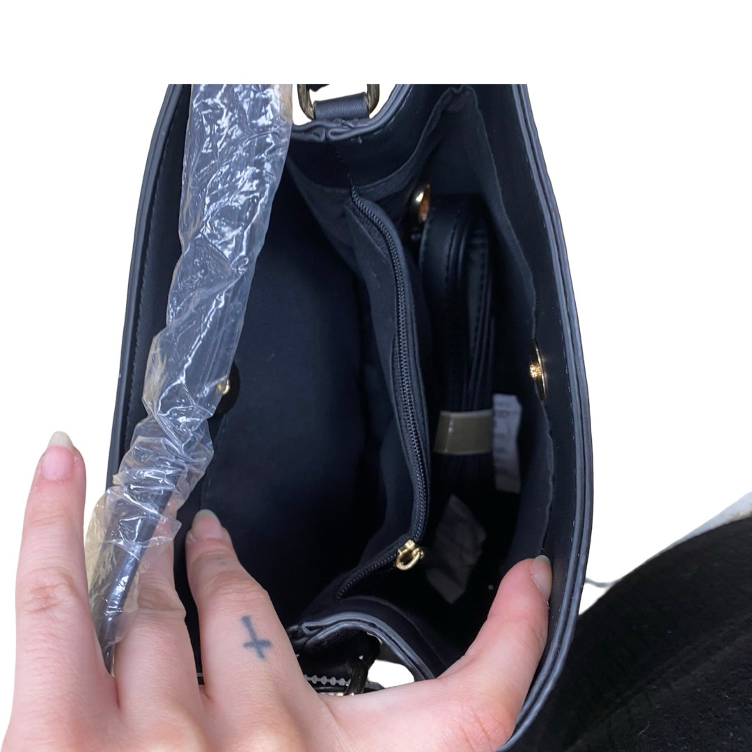 Handbag By Aota In Black, Size:Small