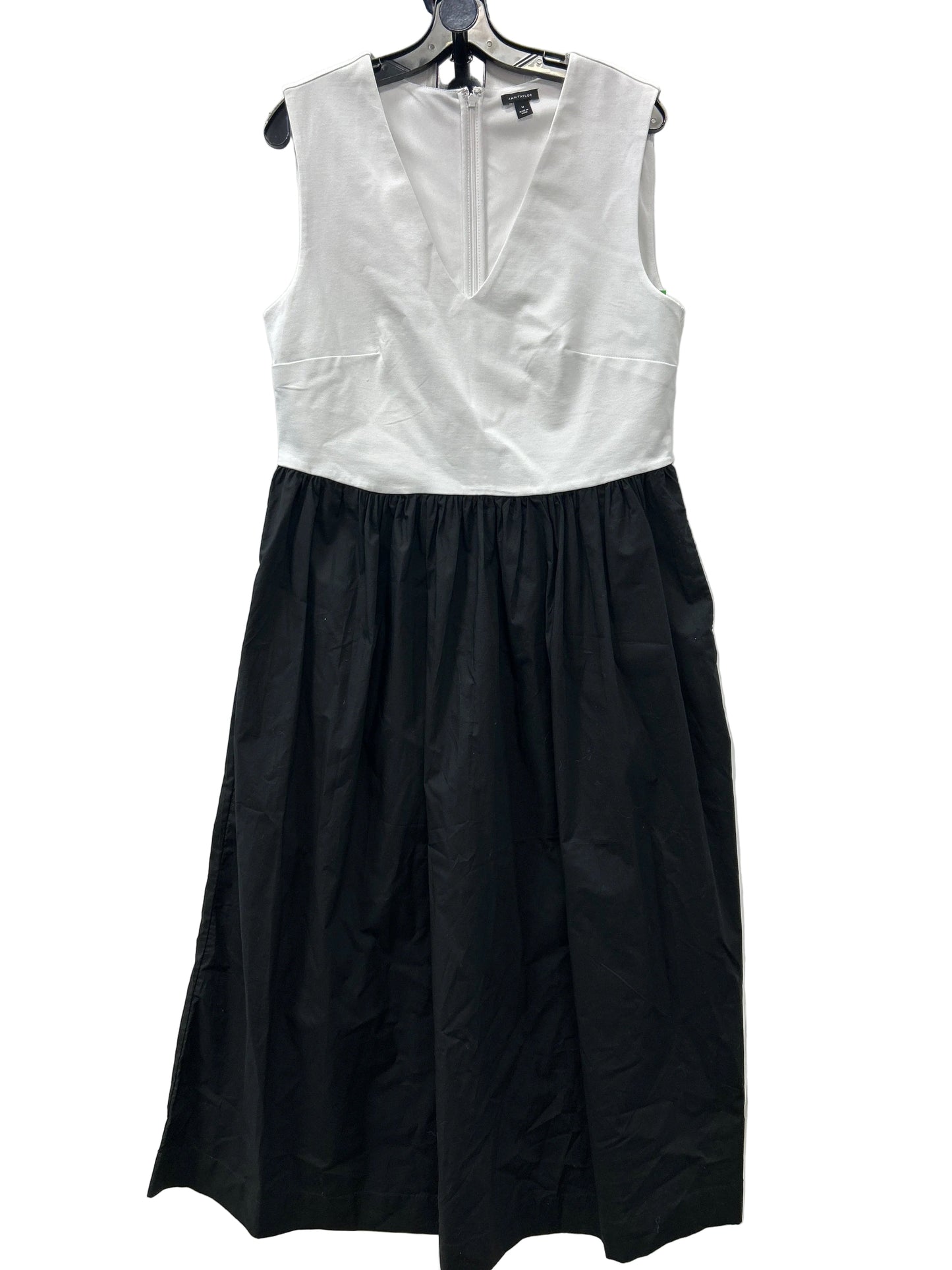 Dress Casual Maxi By Ann Taylor In Black & White, Size:14