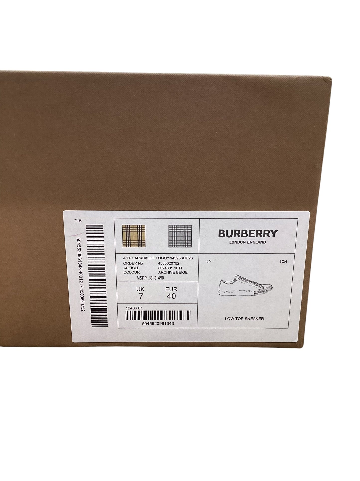 Shoes Luxury Designer By Burberry In Plaid Pattern, Size: 10