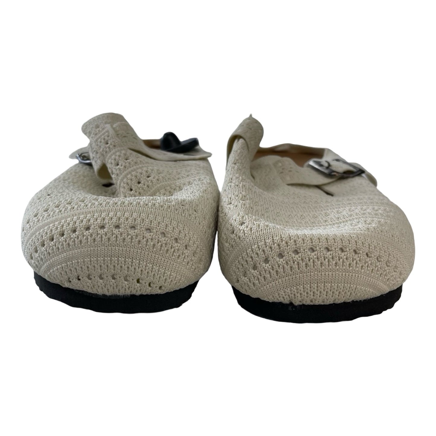 Shoes Flats By Clothes Mentor In Cream, Size:9.5