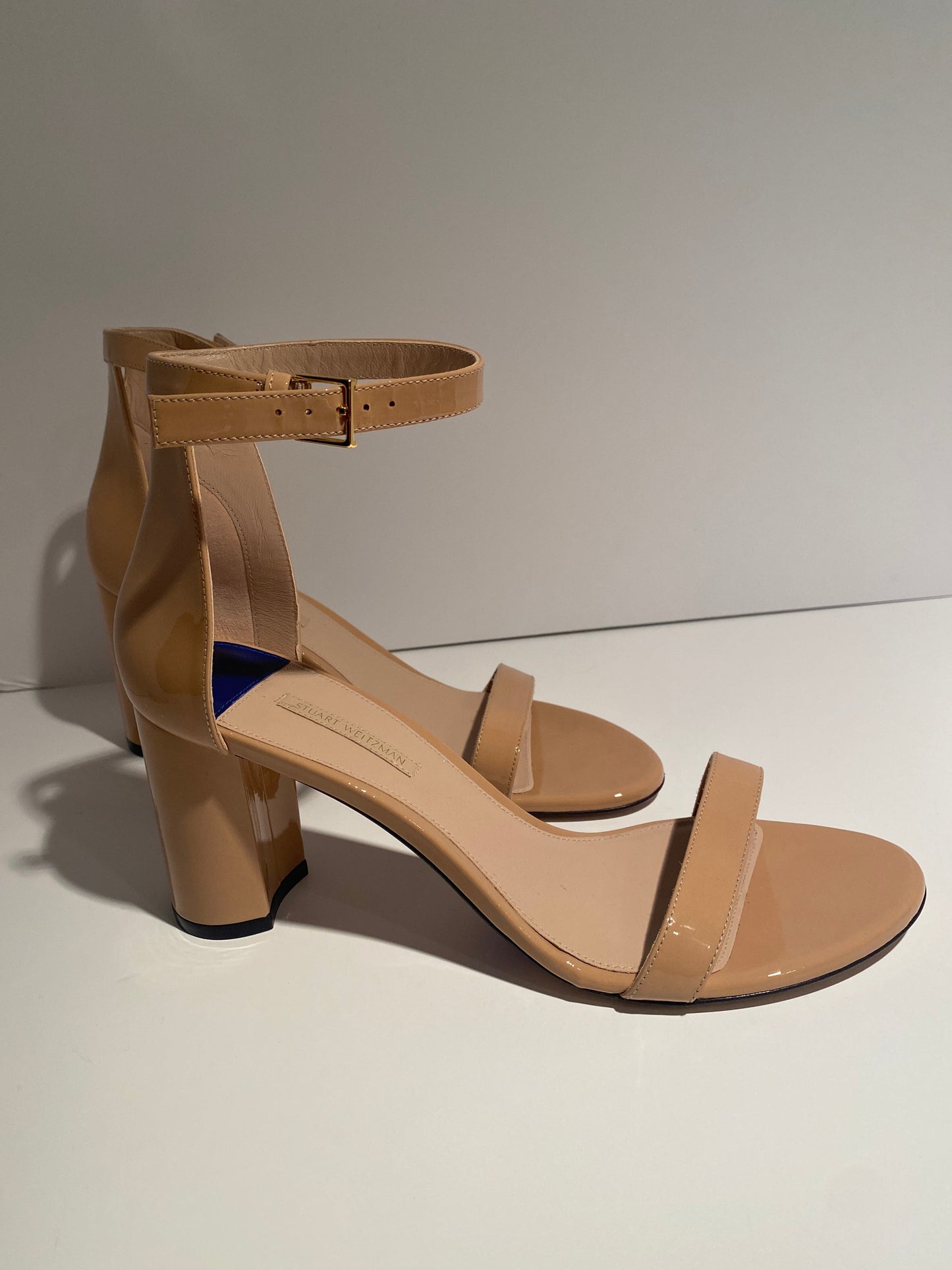 Shoes Designer By Stuart Weitzman  Size: 11