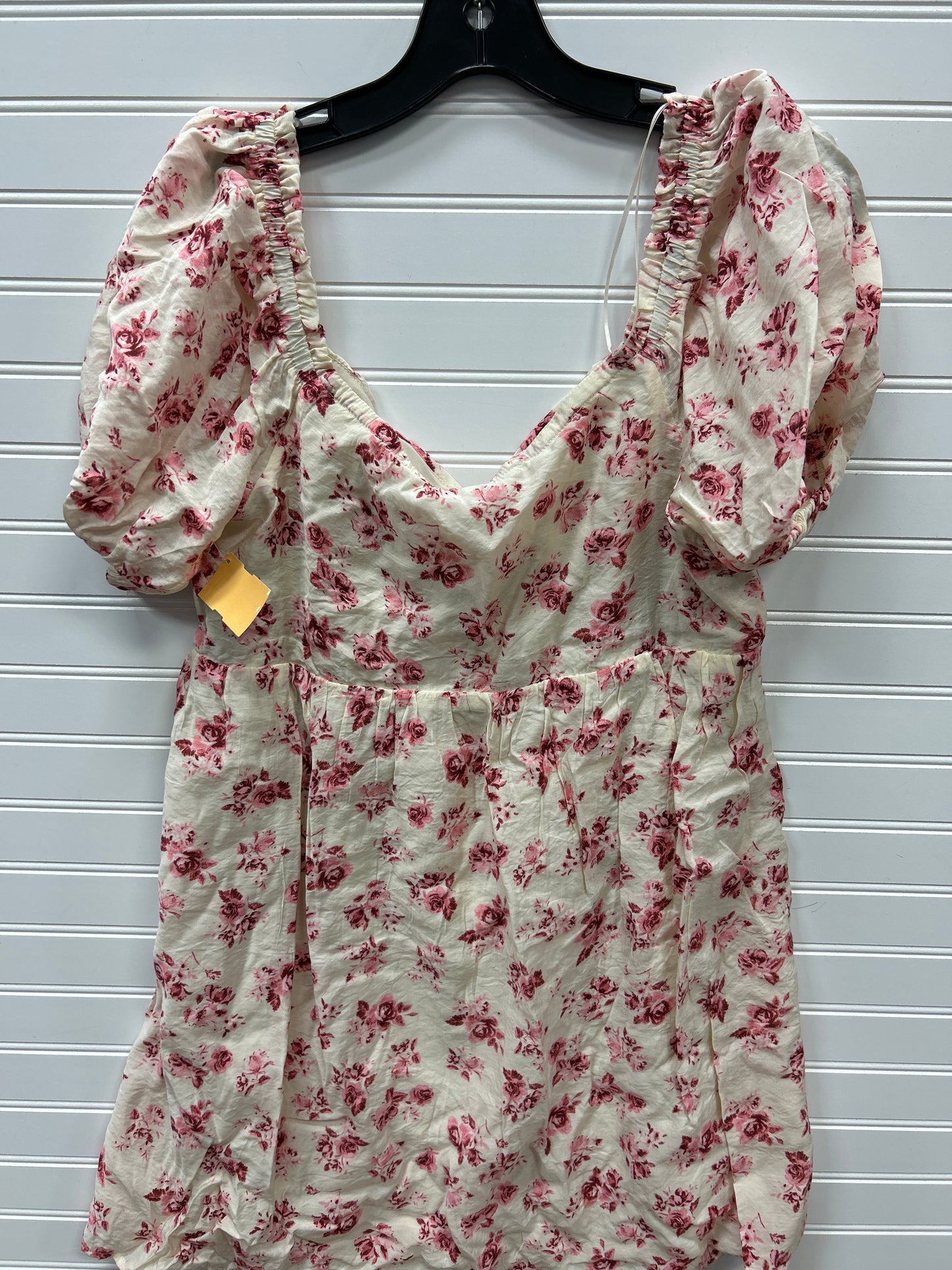 Dress Casual Short By Cmc In Cream & Pink, Size:Xl