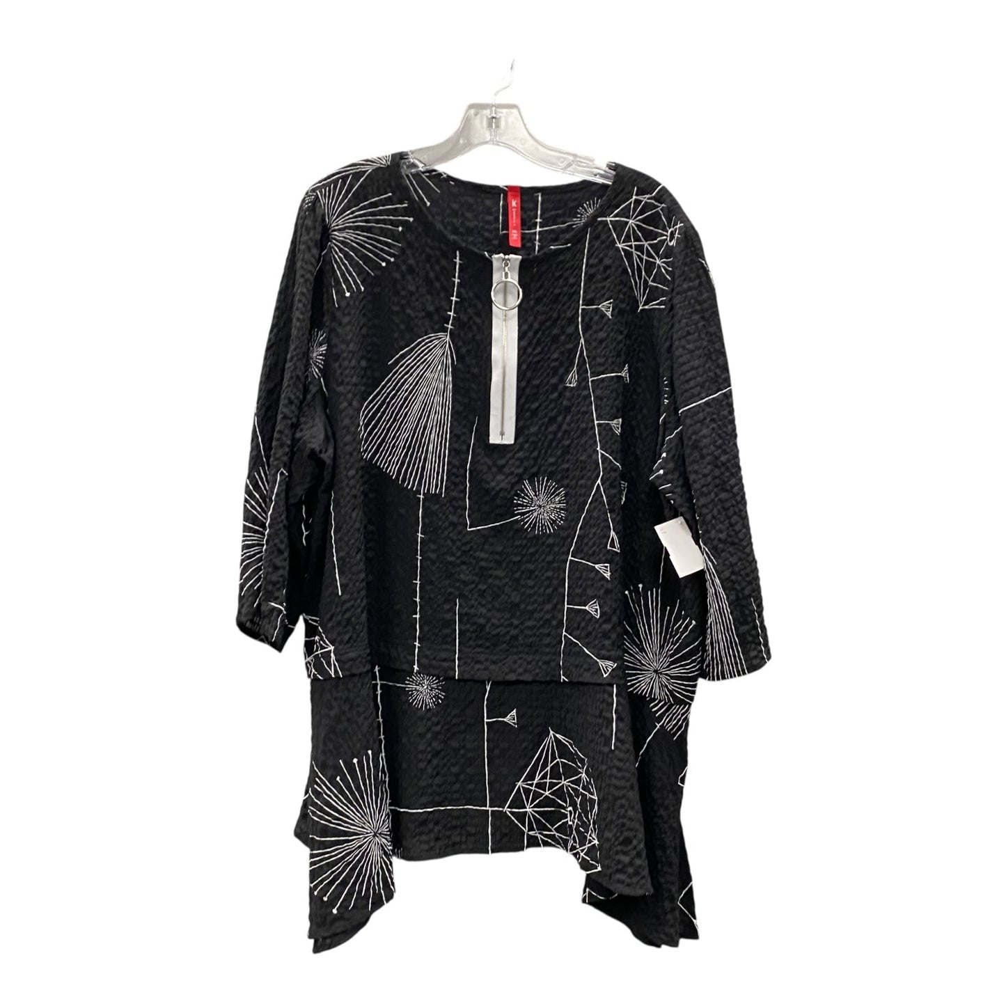 Top 3/4 Sleeve By Ic By Connie K In Black, Size:Xxl