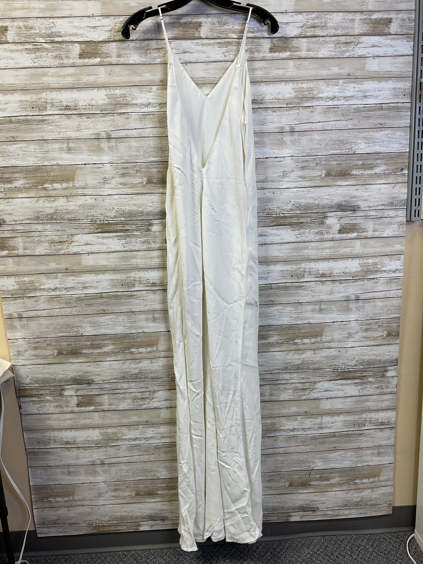 Dress Party Long By Clothes Mentor In Ivory, Size:M