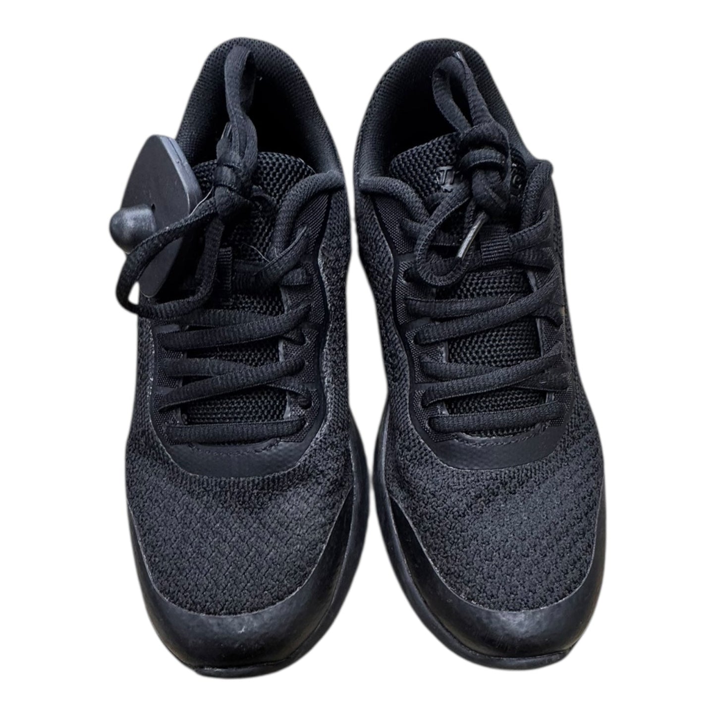 Shoes Sneakers By Clothes Mentor In Black, Size:6