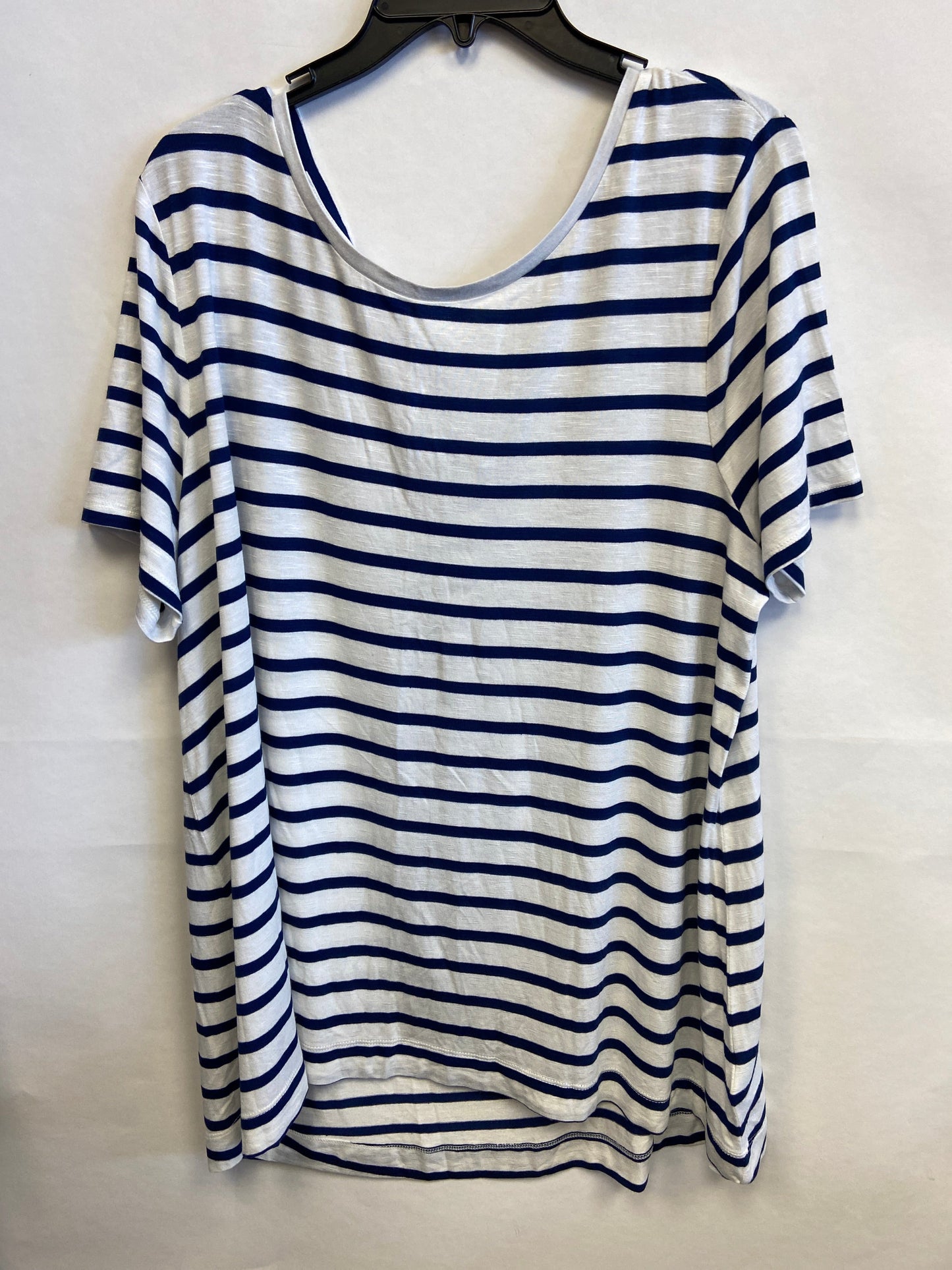 Top Short Sleeve By Old Navy  Size: Xl