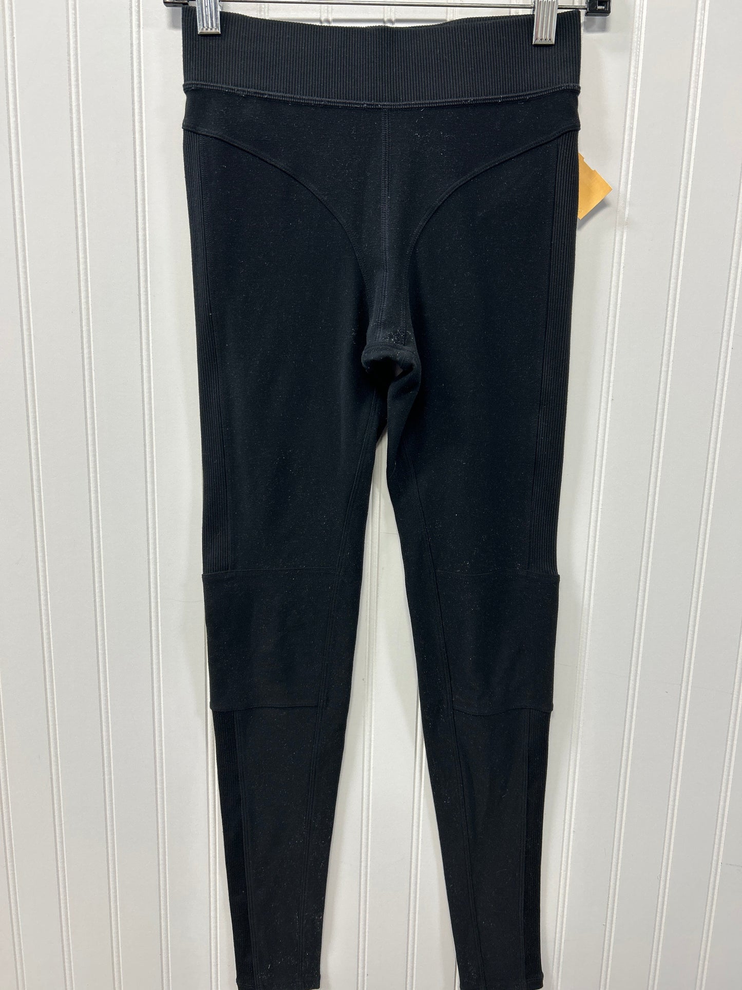 Athletic Leggings By Alo In Black, Size:Xs