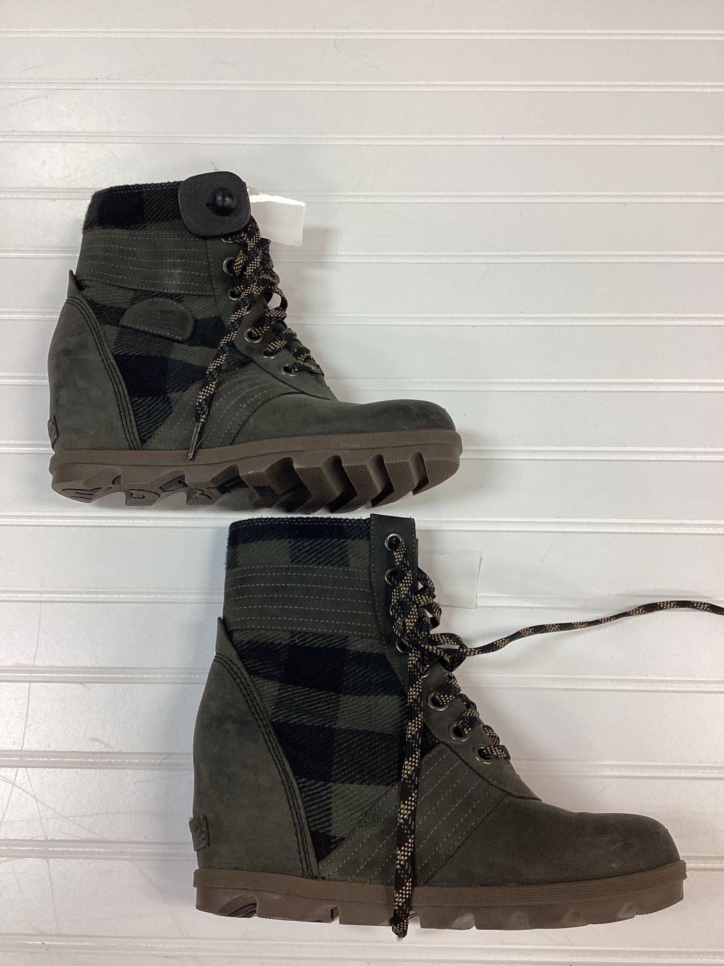 Boots Ankle Heels By Sorel In Green, Size:10