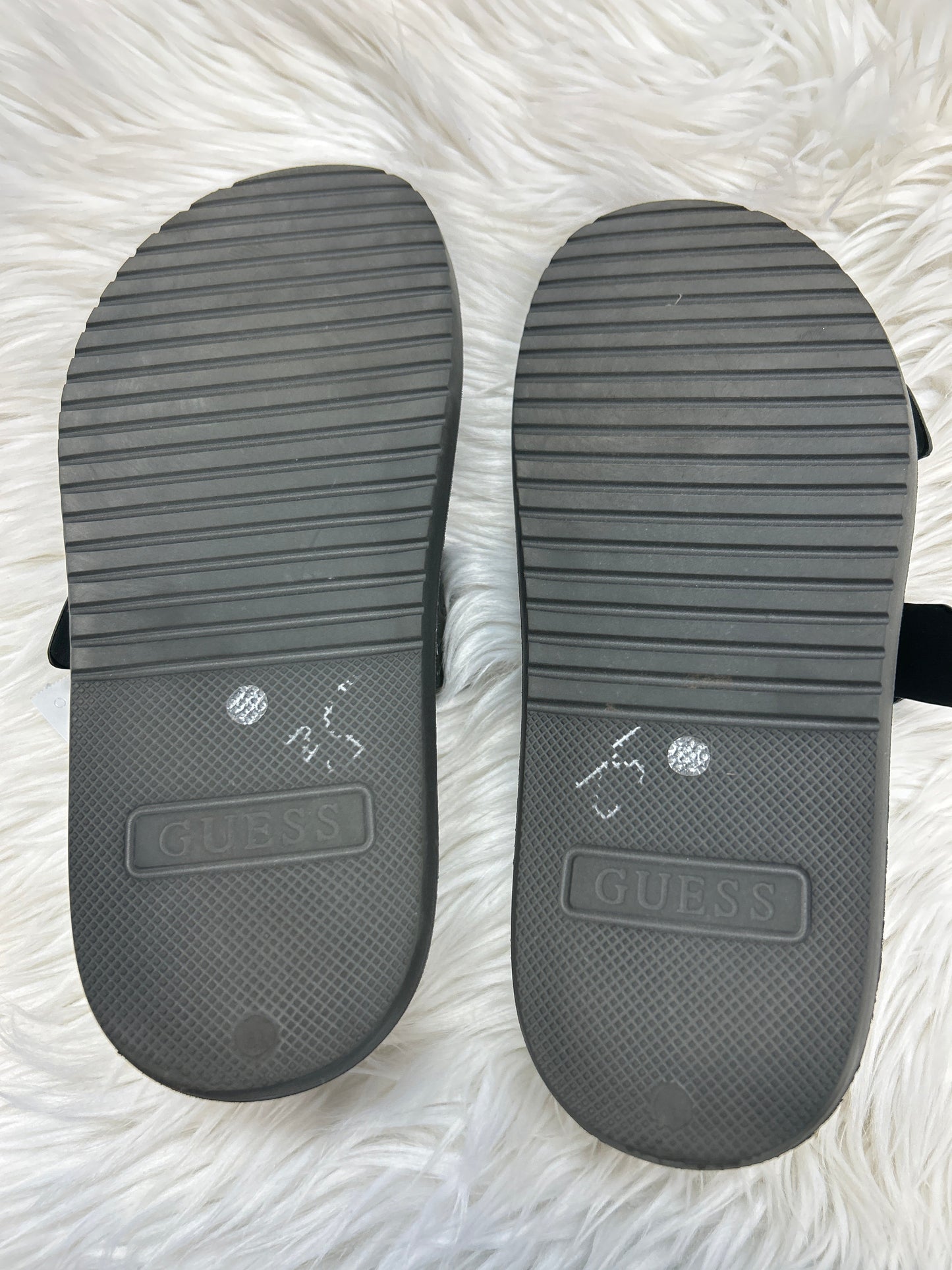 Sandals Flats By Guess In Black, Size:8