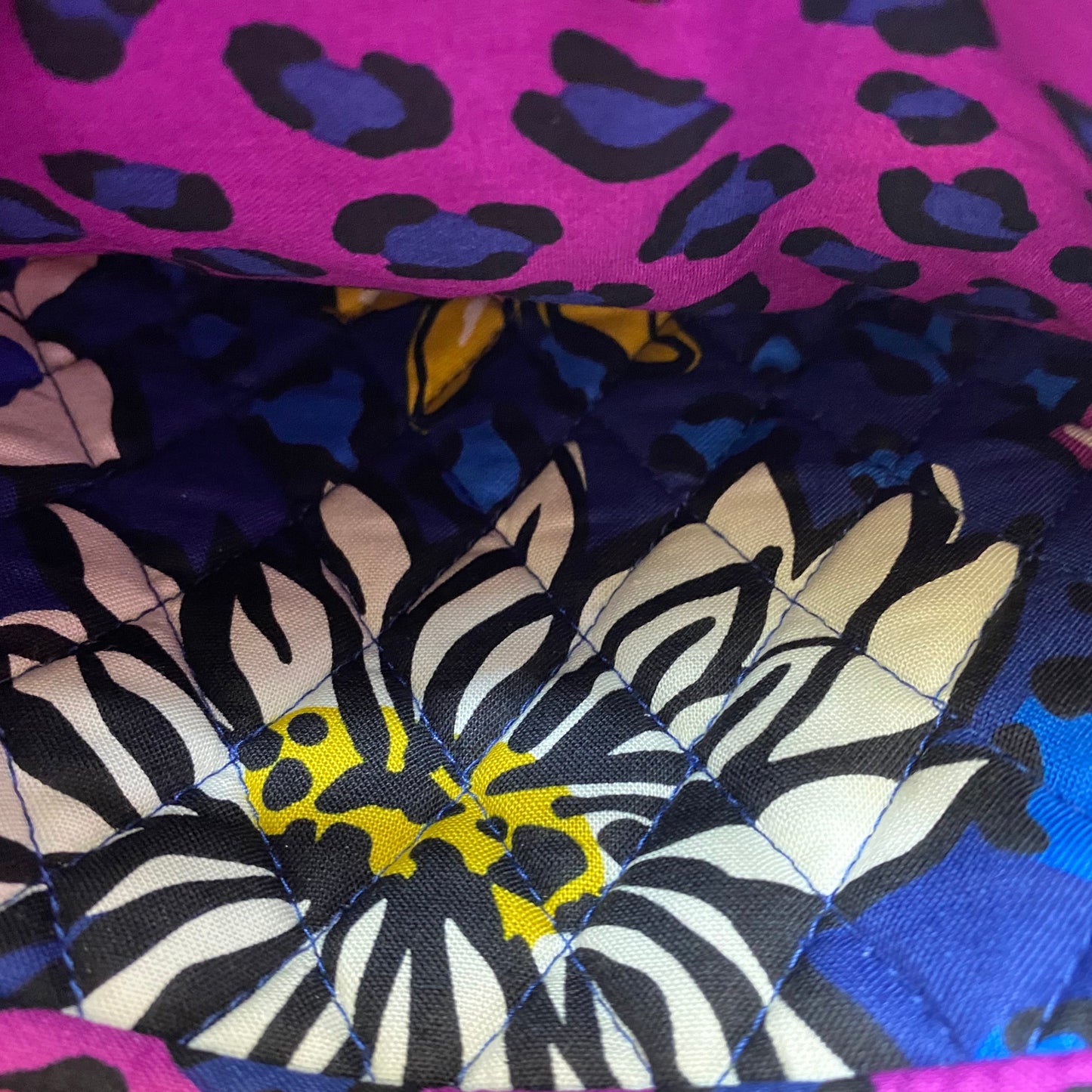 Handbag By Vera Bradley, Size: Medium