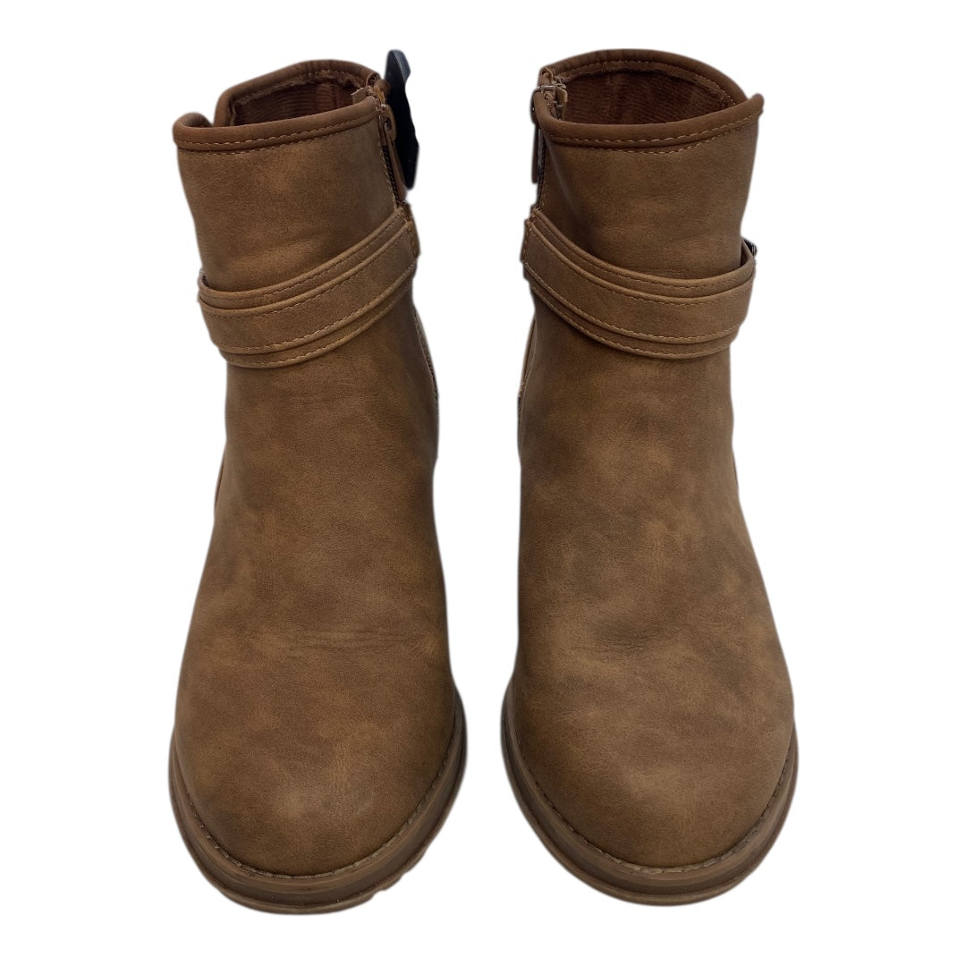 Boots Ankle Heels By Torrid In Brown, Size:8