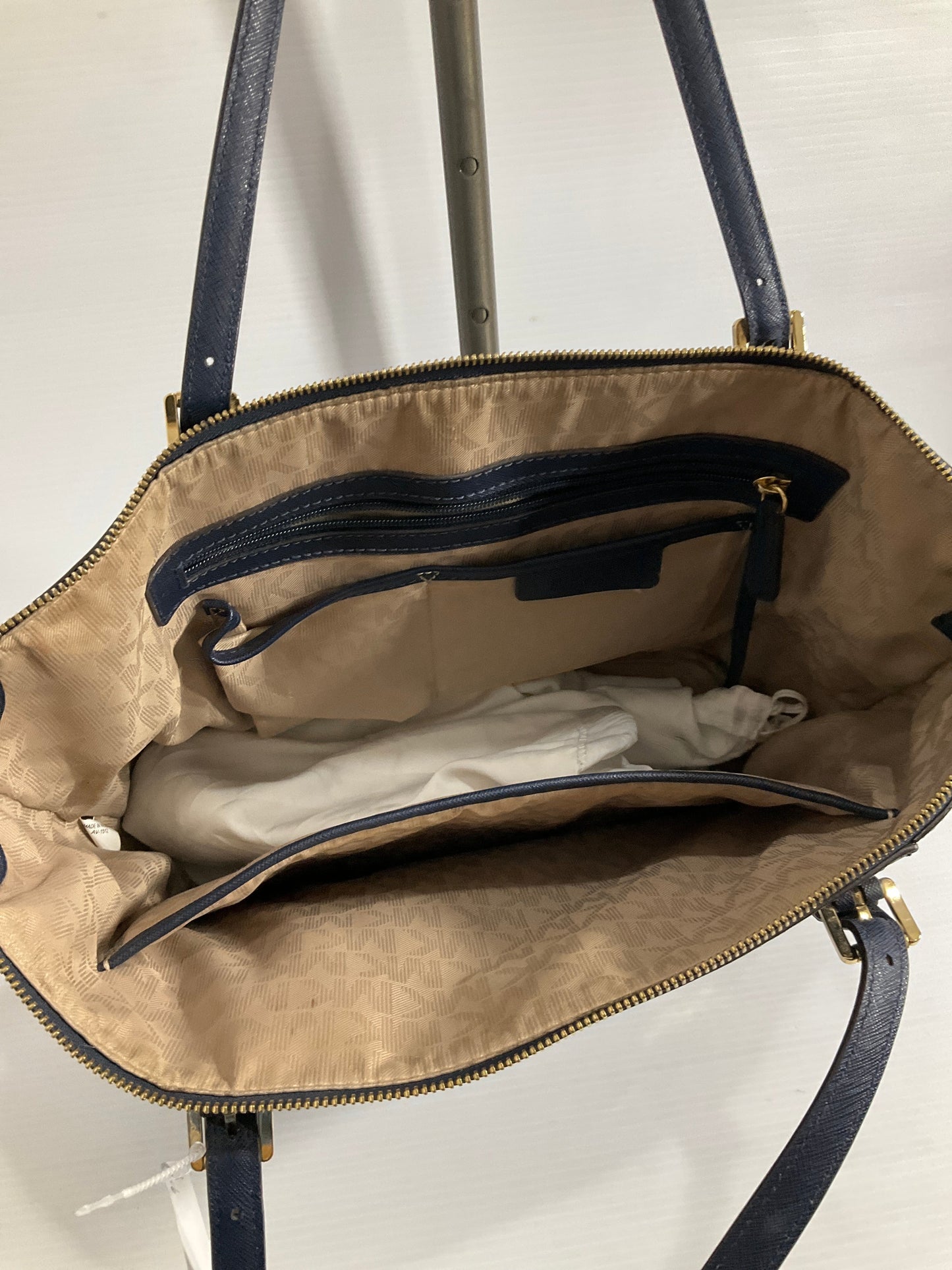 Handbag Designer By Michael Kors In Blue, Size:Large