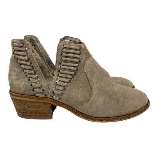 Boots Ankle Flats By Vince Camuto In Tan, Size:6