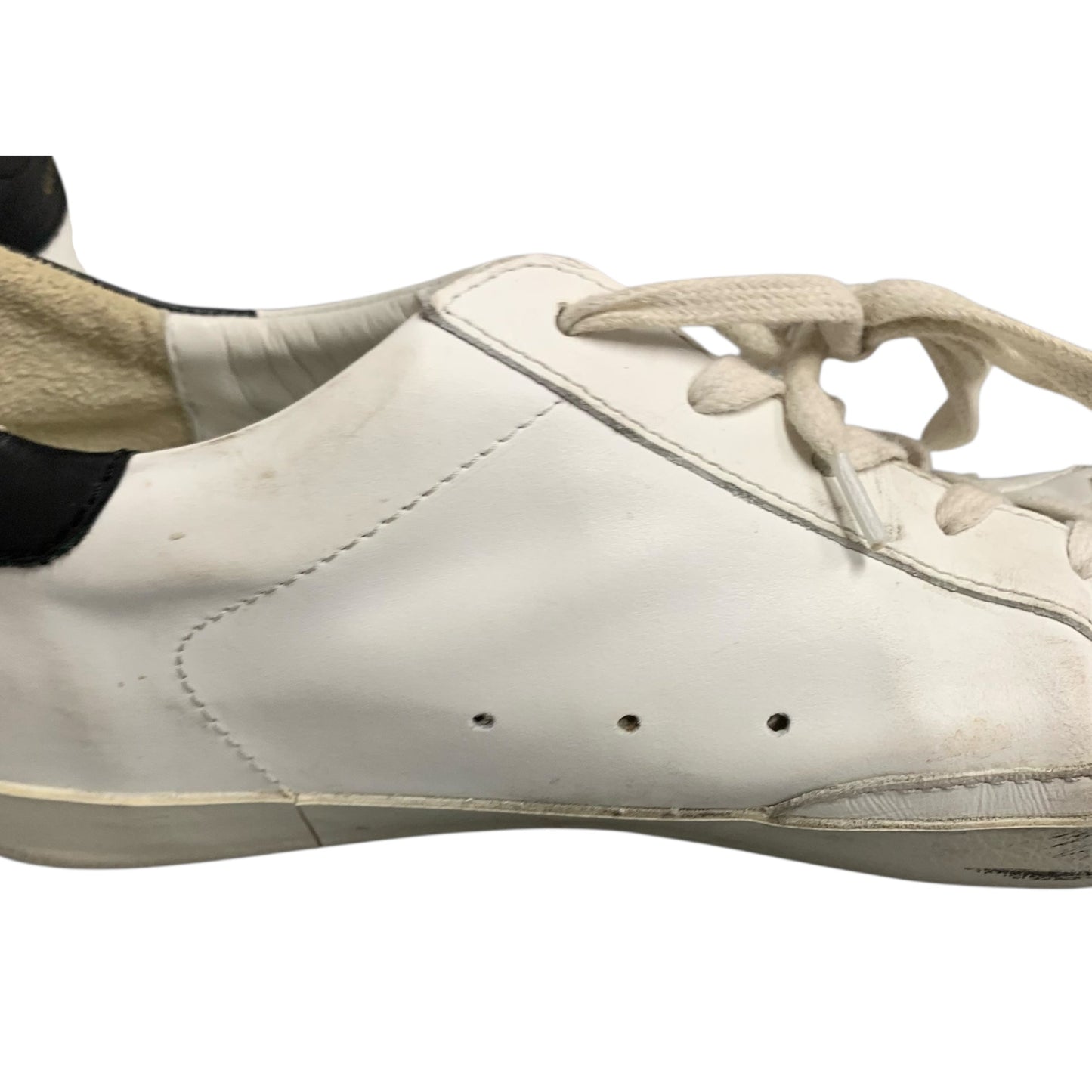 Shoes Luxury Designer By Golden Goose In White, Size: 10.5