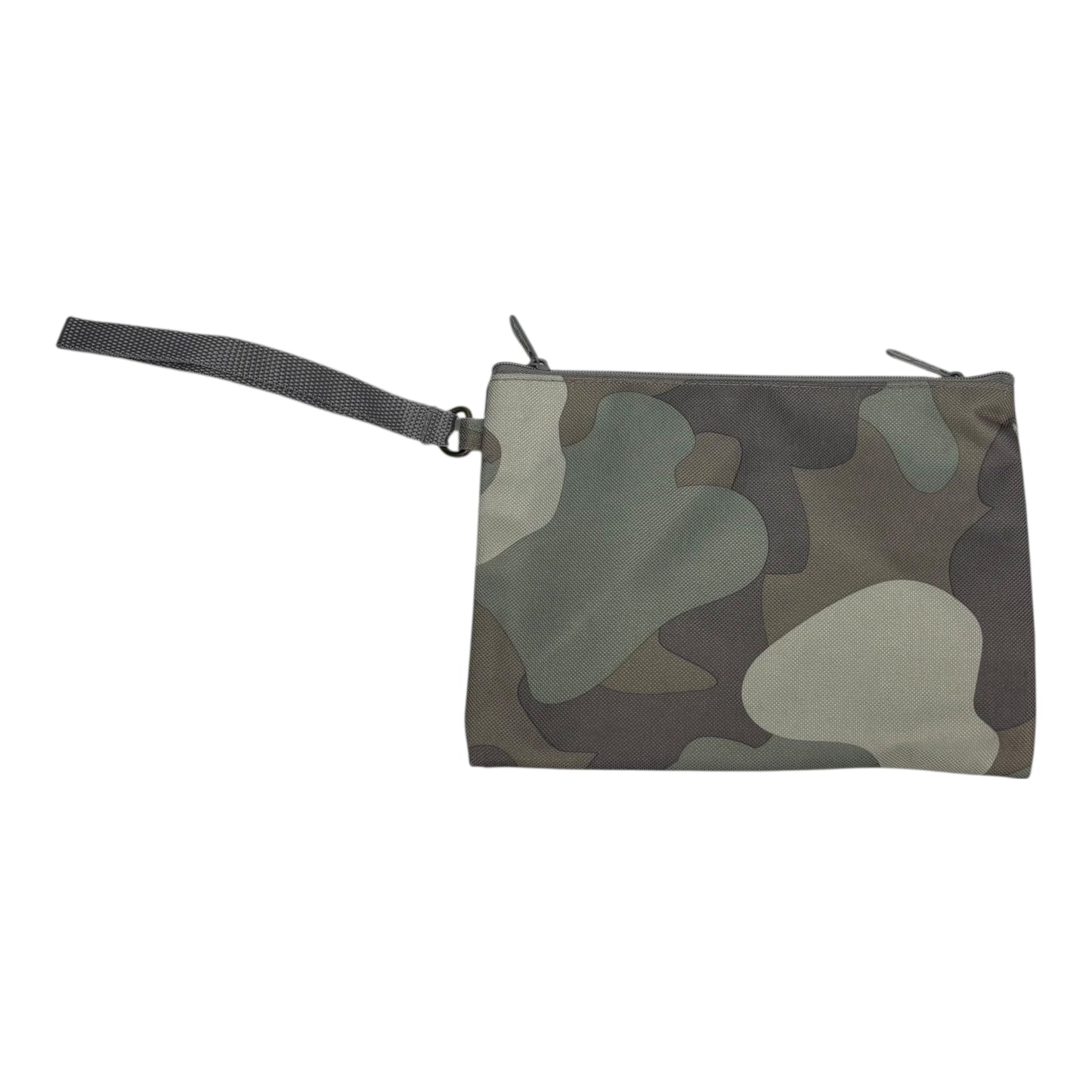 Wristlet By Thirty One In Camouflage Print, Size:Medium