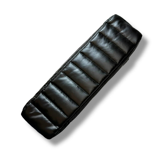 Crossbody By Think Royln, Size: Medium