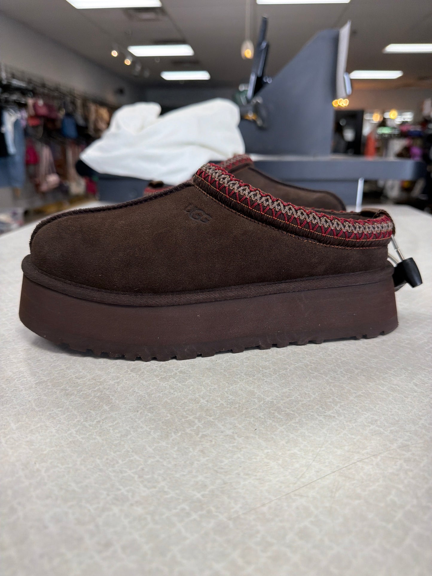 Shoes Designer By Ugg In Brown, Size:7