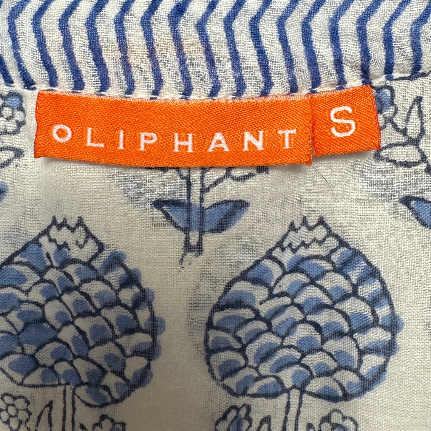 Top Long Sleeve By Oliphant In Blue & White, Size: S