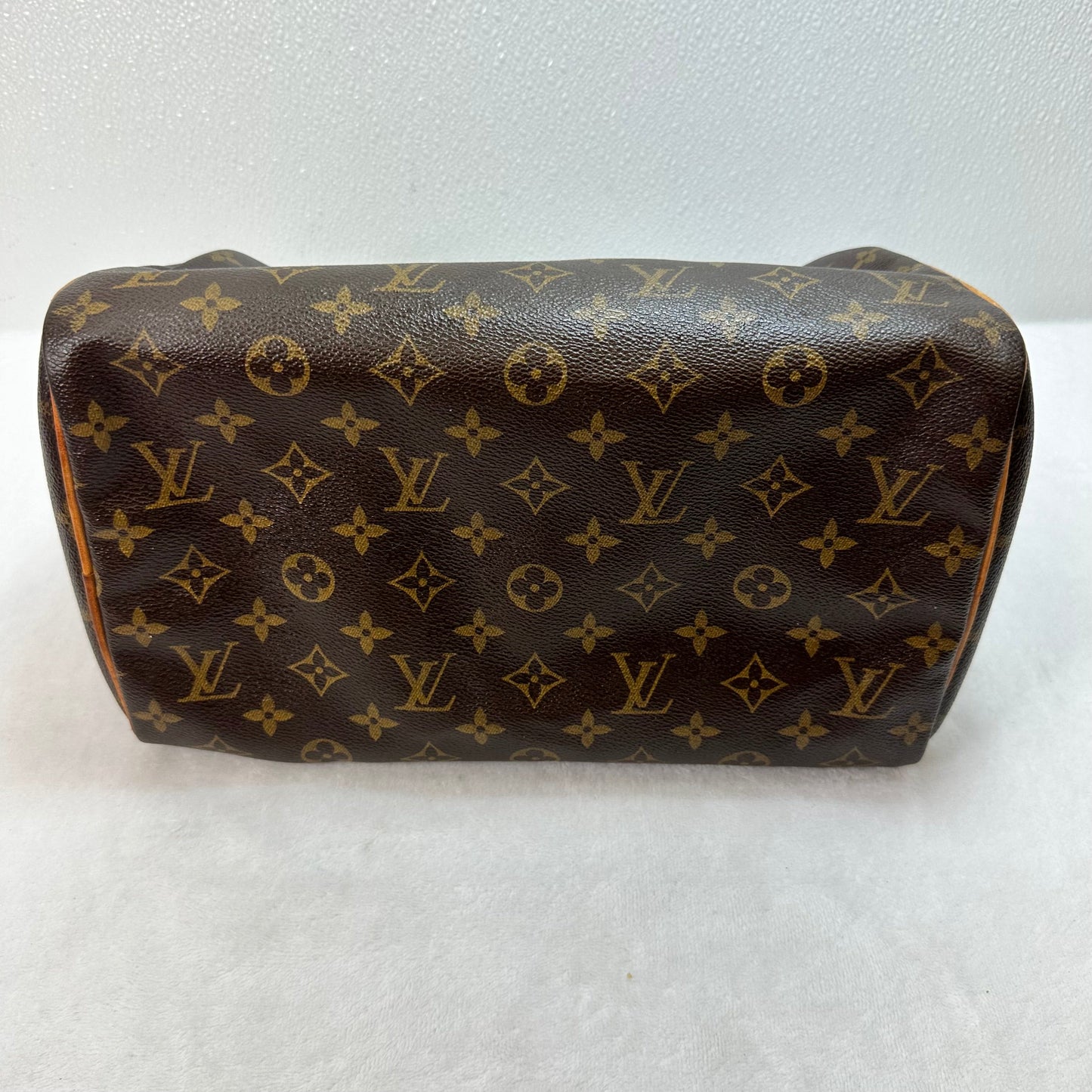 Speedy Handbag Luxury Designer By Louis Vuitton, Size: Medium