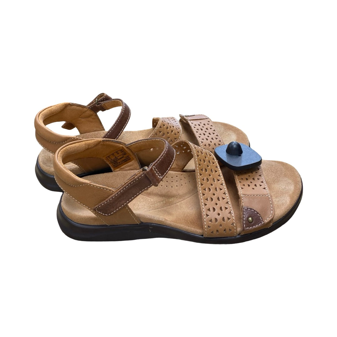 Sandals Flats By Clarks In Brown, Size:7.5