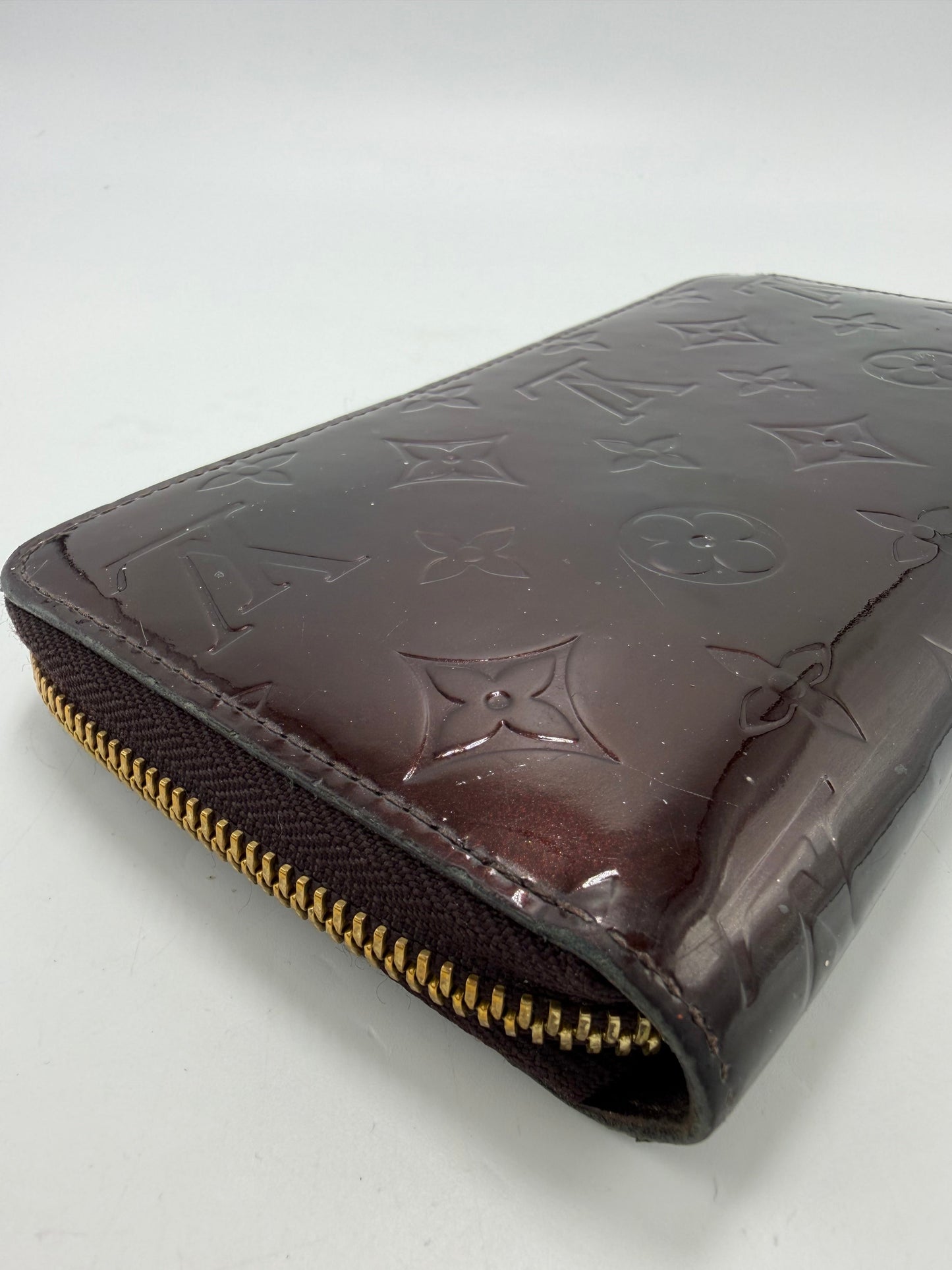 Louis Vuitton Zippy Vernis Patent Leather Luxury Wallet