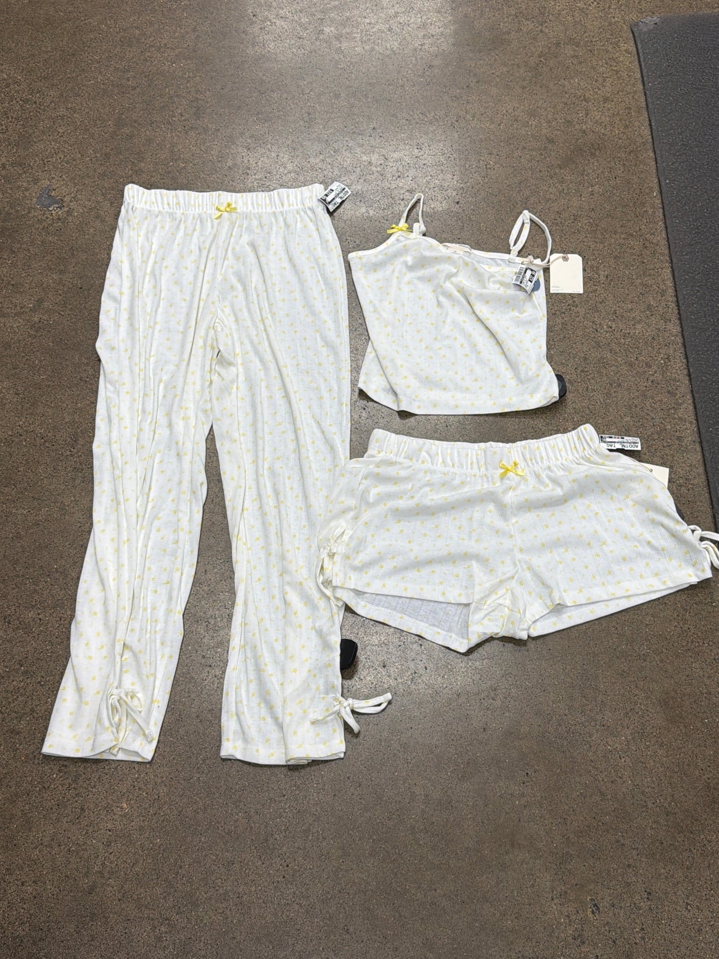 Lounge Set Pants By Clothes Mentor In White & Yellow, Size:M