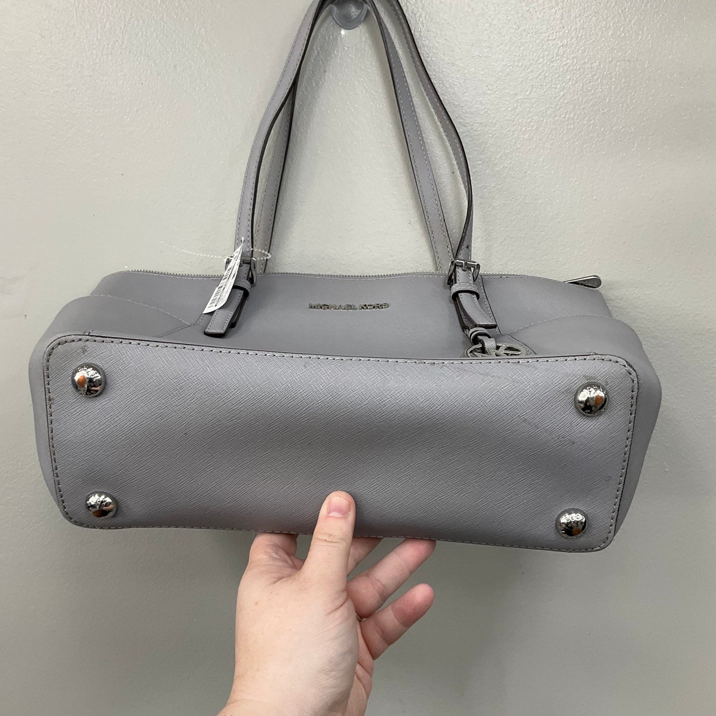 Handbag Designer By Michael Kors In Grey, Size:Medium